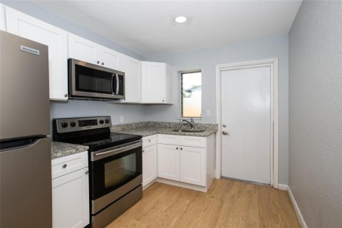 Immobilier commercial à vendre à Fort Lauderdale, Floride: 133.78 m2 № 2083792 - photo 3