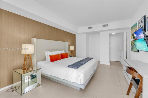 Condominio en venta en Hollywood, Florida, 1 dormitorio, 79.15 m2 № 2007548 - foto 14