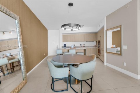 Condominio en venta en Hollywood, Florida, 1 dormitorio, 79.15 m2 № 2007548 - foto 28