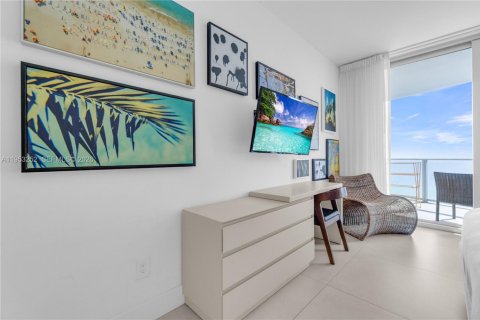 Condominio en venta en Hollywood, Florida, 1 dormitorio, 79.15 m2 № 2007548 - foto 30