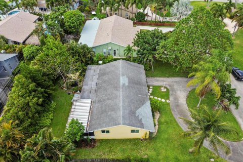 House in Delray Beach, Florida 3 bedrooms, 118.73 sq.m. № 2077360 - photo 22