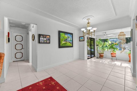 House in Delray Beach, Florida 3 bedrooms, 118.73 sq.m. № 2077360 - photo 4