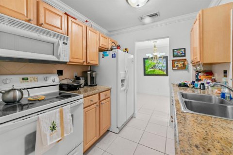 House in Delray Beach, Florida 3 bedrooms, 118.73 sq.m. № 2077360 - photo 8