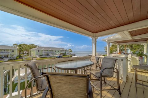 Condo in Saint Petersburg, Florida, 2 bedrooms  № 1688344 - photo 23