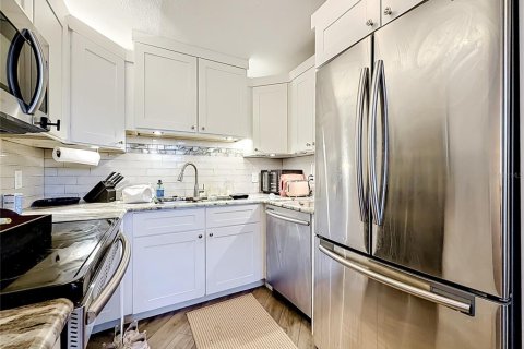 Condominio en venta en Saint Petersburg, Florida, 1 dormitorio, 59.46 m2 № 2147407 - foto 7