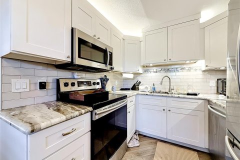 Condominio en venta en Saint Petersburg, Florida, 1 dormitorio, 59.46 m2 № 2147407 - foto 6