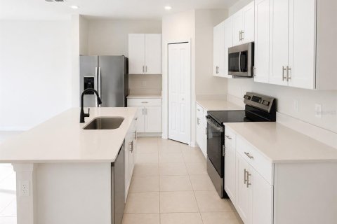 Casa en alquiler en Wimauma, Florida, 4 dormitorios, 174.1 m2 № 2156404 - foto 3