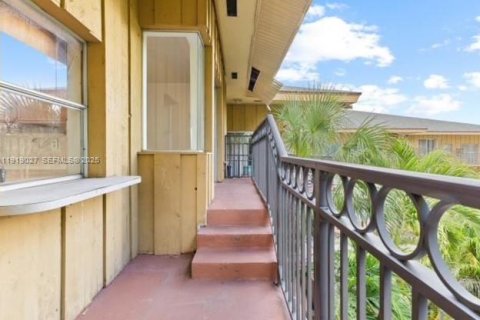 Купить кондоминиум в Дейви, Флорида 2 спальни, 111.48м2, № 1974111 - фото 25