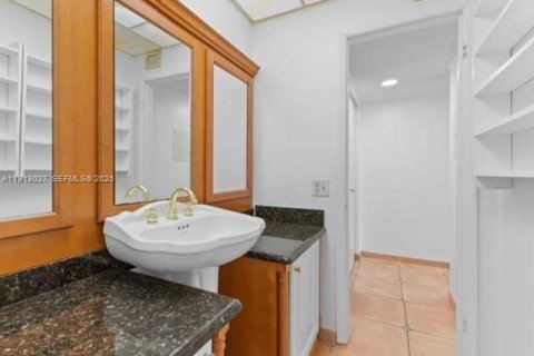 Купить кондоминиум в Дейви, Флорида 2 спальни, 111.48м2, № 1974111 - фото 15