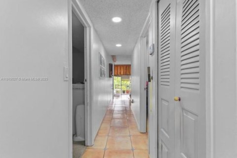 Купить кондоминиум в Дейви, Флорида 2 спальни, 111.48м2, № 1974111 - фото 6