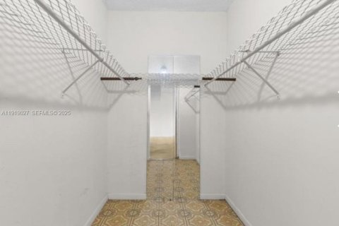 Купить кондоминиум в Дейви, Флорида 2 спальни, 111.48м2, № 1974111 - фото 16