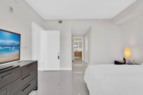 Condo in Aventura, Florida, 1 bedroom № 2060025 - photo 9