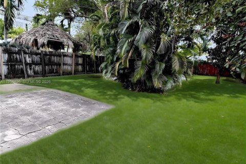 Снять в аренду виллу или дом в Окленд-Парк, Флорида 2 спальни, 70.88м2, № 2010607 - фото 14