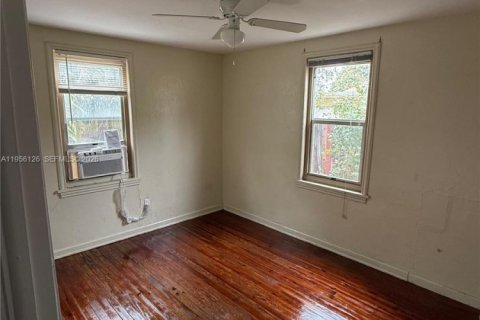 Casa en alquiler en Oakland Park, Florida, 2 dormitorios, 70.88 m2 № 2010607 - foto 7