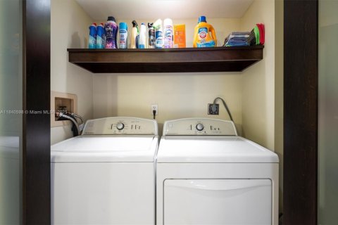 Copropriété à vendre à Aventura, Floride: 2 chambres, 132.85 m2 № 1940806 - photo 14