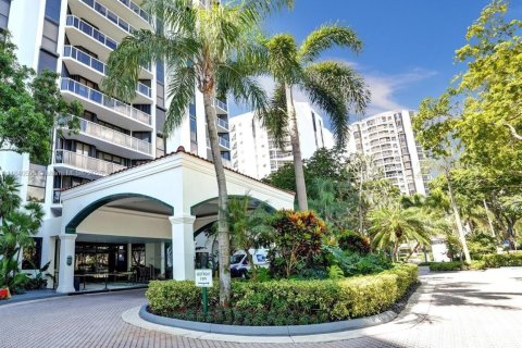 Copropriété à vendre à Aventura, Floride: 2 chambres, 132.85 m2 № 1940806 - photo 18