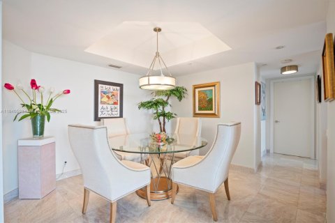 Copropriété à vendre à Aventura, Floride: 2 chambres, 132.85 m2 № 1940806 - photo 8