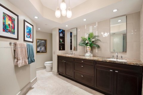 Copropriété à vendre à Aventura, Floride: 2 chambres, 132.85 m2 № 1940806 - photo 11