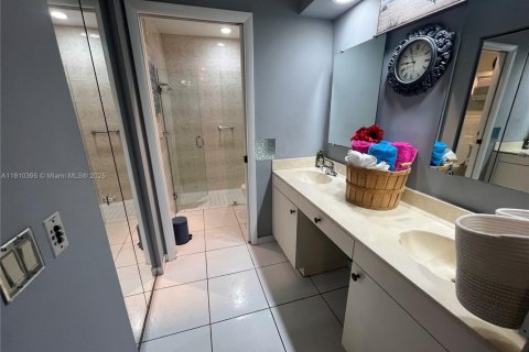 Villa ou maison à vendre à Weston, Floride: 3 chambres, 120.4 m2 № 1966584 - photo 12