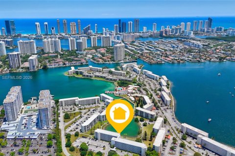 Condominio en venta en Aventura, Florida, 2 dormitorios, 100.61 m2 № 2076473 - foto 28