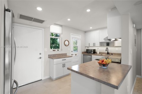 Condominio en venta en Aventura, Florida, 2 dormitorios, 100.61 m2 № 2076473 - foto 9