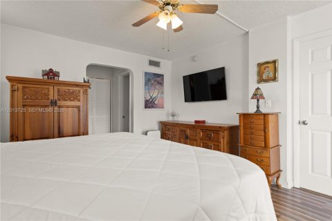 Condominio en venta en Aventura, Florida, 2 dormitorios, 100.61 m2 № 2076473 - foto 22