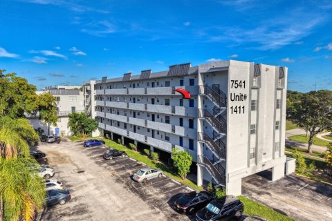 Copropriété à vendre à Plantation, Floride: 3 chambres, 118.45 m2 № 2190885 - photo 4