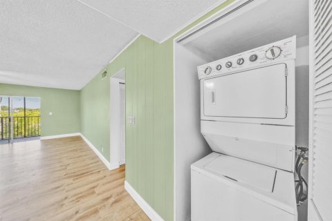 Copropriété à vendre à Plantation, Floride: 3 chambres, 118.45 m2 № 2190885 - photo 13