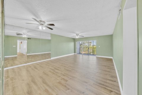 Copropriété à vendre à Plantation, Floride: 3 chambres, 118.45 m2 № 2190885 - photo 14