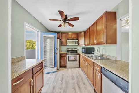 Copropriété à vendre à Plantation, Floride: 3 chambres, 118.45 m2 № 2190885 - photo 8