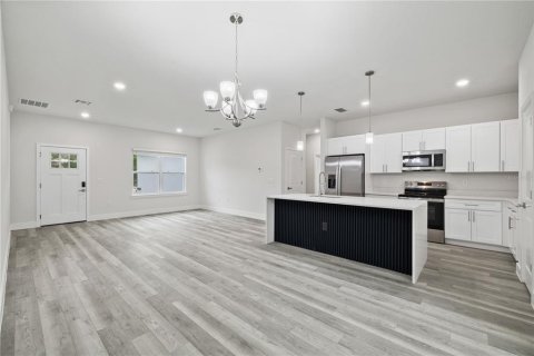 Villa ou maison à vendre à Ocala, Floride: 4 chambres, 180.88 m2 № 2224962 - photo 8