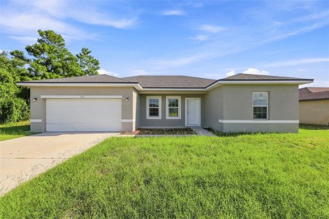 House in Poinciana, Florida 4 bedrooms, 146.6 sq.m. № 2237694