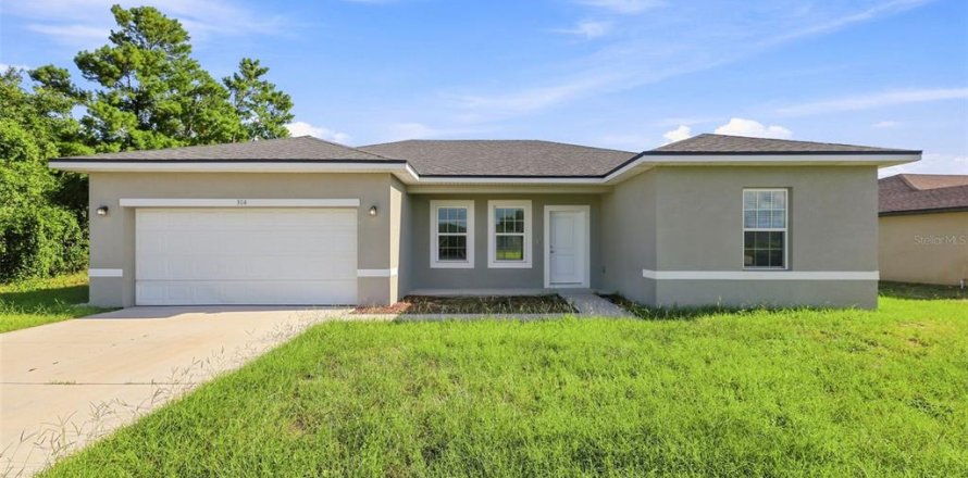 House in Poinciana, Florida 4 bedrooms, 146.6 sq.m. № 2237694
