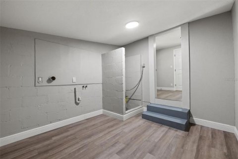 House in Tampa, Florida 2 bedrooms, 86.58 sq.m. № 2230437 - photo 25