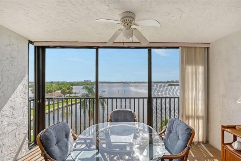 Condo in Sarasota, Florida, 2 bedrooms  № 1266205 - photo 13