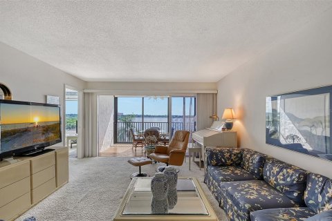 Condo in Sarasota, Florida, 2 bedrooms  № 1266205 - photo 25