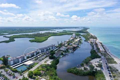 Condo in Sarasota, Florida, 2 bedrooms  № 1266205 - photo 6