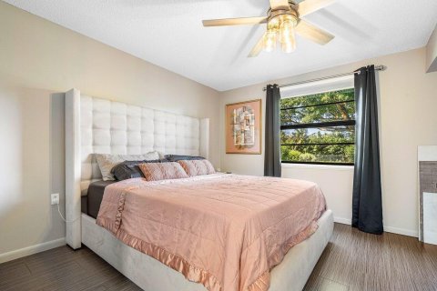 Copropriété à vendre à Boca Raton, Floride: 2 chambres, 121.98 m2 № 2424585 - photo 13