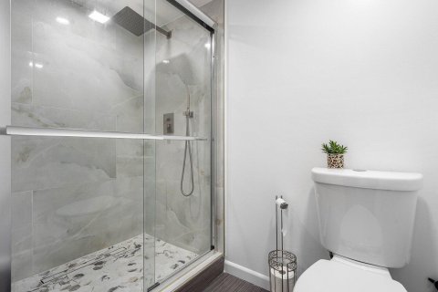 Copropriété à vendre à Boca Raton, Floride: 2 chambres, 121.98 m2 № 2424585 - photo 18