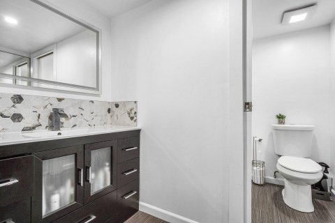 Copropriété à vendre à Boca Raton, Floride: 2 chambres, 121.98 m2 № 2424585 - photo 15