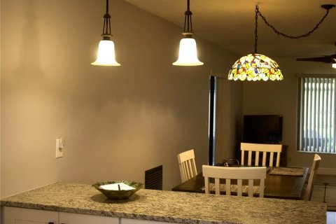 Duplex in Lake Placid, Florida 2 bedrooms, 120.77 sq.m. № 1686877 - photo 6