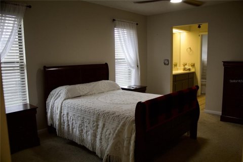 Duplex in Lake Placid, Florida 2 bedrooms, 120.77 sq.m. № 1686877 - photo 9