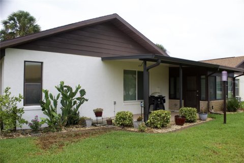 Duplex in Lake Placid, Florida 2 bedrooms, 120.77 sq.m. № 1686877 - photo 17
