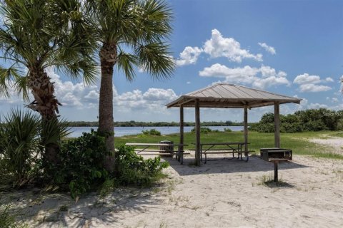 Casa en venta en Port Charlotte, Florida, 3 dormitorios, 204.2 m2 № 2118991 - foto 18