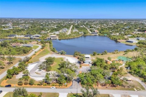 Casa en venta en Port Charlotte, Florida, 3 dormitorios, 204.2 m2 № 2118991 - foto 26