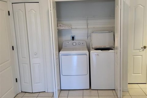 Copropriété à louer à Venice, Floride: 2 chambres, 106.65 m2 № 2157783 - photo 9