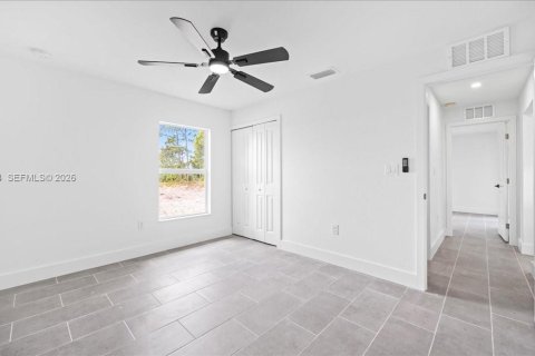 Casa en venta en Cape Coral, Florida, 4 dormitorios № 2003728 - foto 20