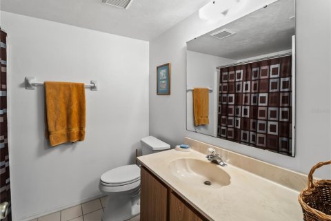 Купить кондоминиум в Пунта-Горда, Флорида 7 комнат, 96.99м2, № 2236787 - фото 20
