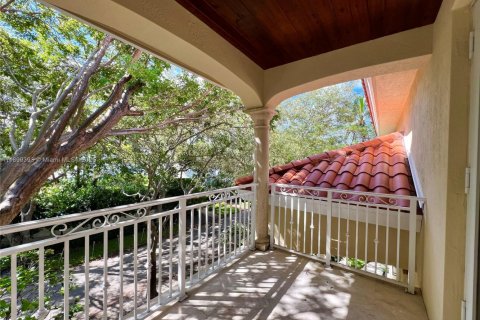 Villa ou maison à louer à Key Biscayne, Floride: 6 chambres, 668.71 m2 № 1952346 - photo 24