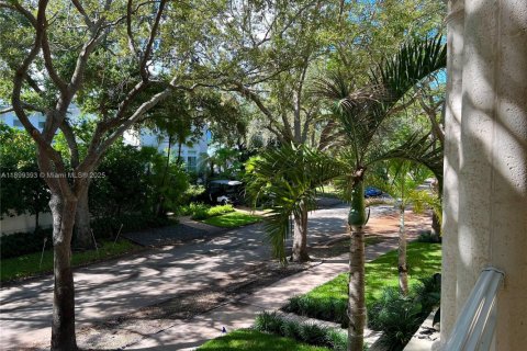 Villa ou maison à louer à Key Biscayne, Floride: 6 chambres, 668.71 m2 № 1952346 - photo 5